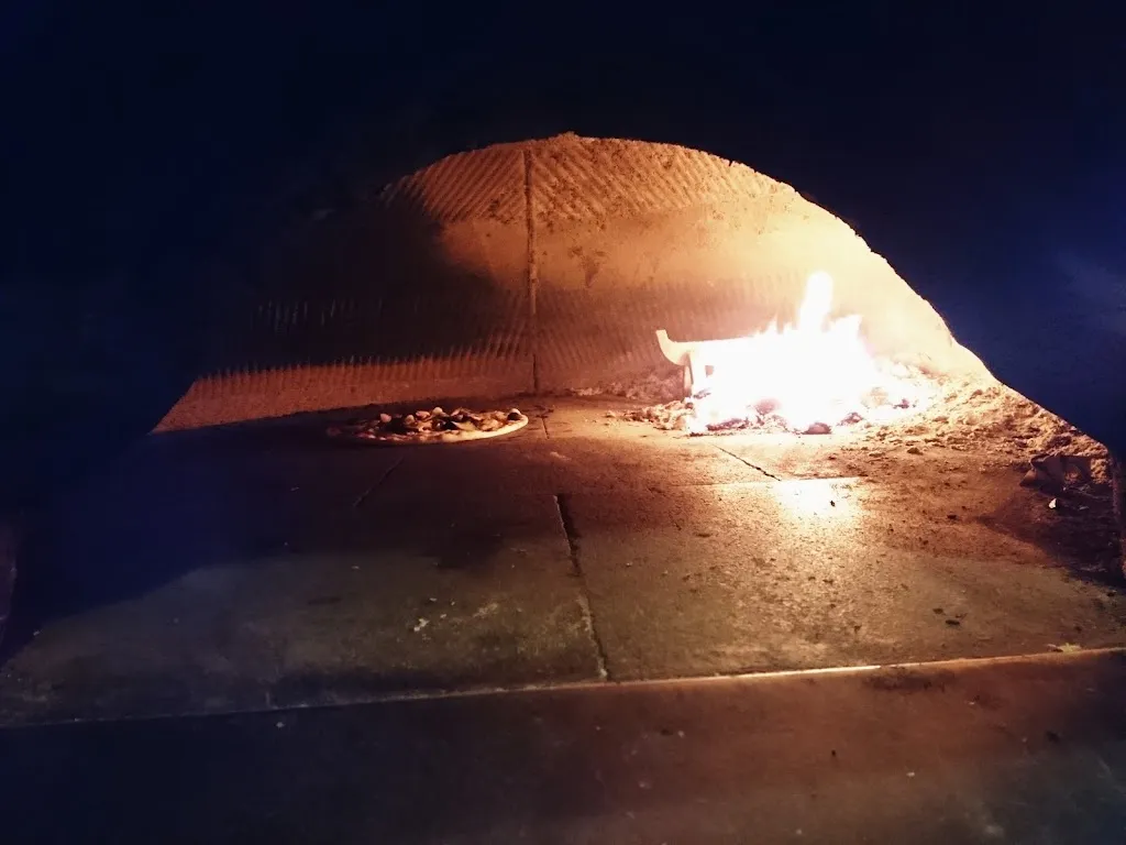 Pizzeria live_Cassolnovo_slider_image_2