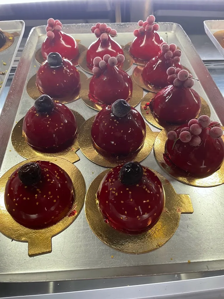 Pasticceria Smeralda_Cassolnovo_slider_image_3