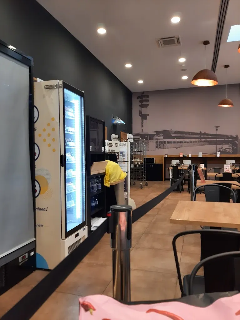 Iperal RistoBar - Cassina de' Pecchi_Cassina de' Pecchi_slider_image_3