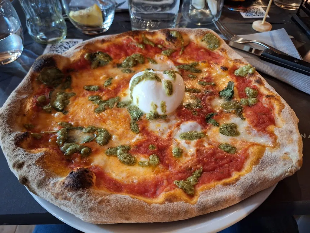 Kevin O'Neill_6 in famiglia - Pizza House_Cassina de' Pecchi_review