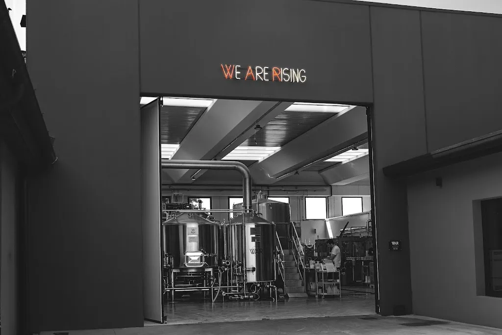 Birrificio WAR Restaurant in Cassina de' Pecchi