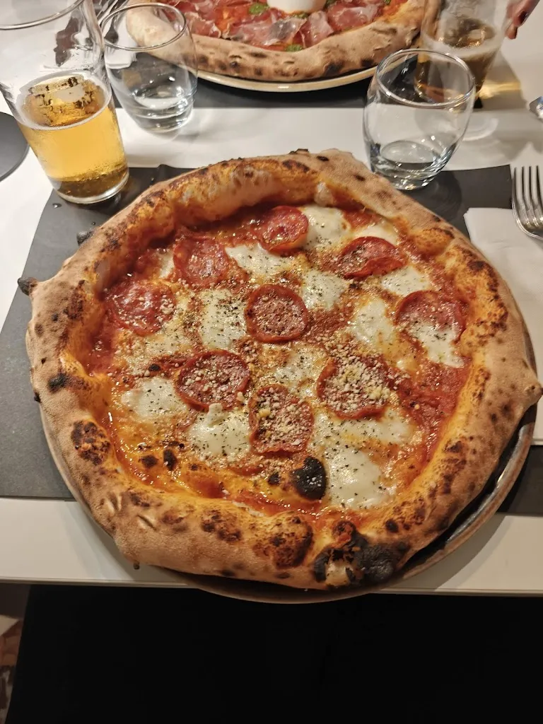 Davide Rivadossi_Pizzeria La Rocca 019_Castegnato_review