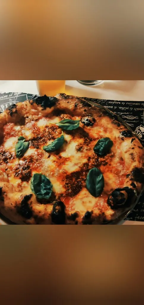 Pizzeria La Rocca 019_Castegnato_slider_image_2