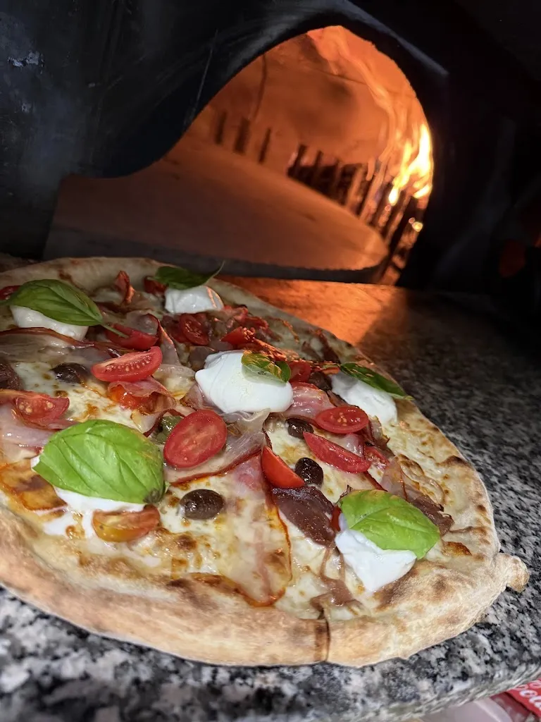 Pizza Planet Castel d'Ario, consegna a domicilio_Castel d'Ario_slider_image_2