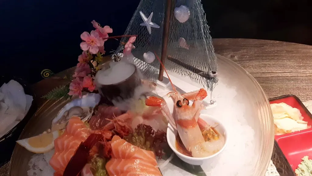 MIZU-Sushi&Fusion Restaurant_Castano Primo_slider_image_2