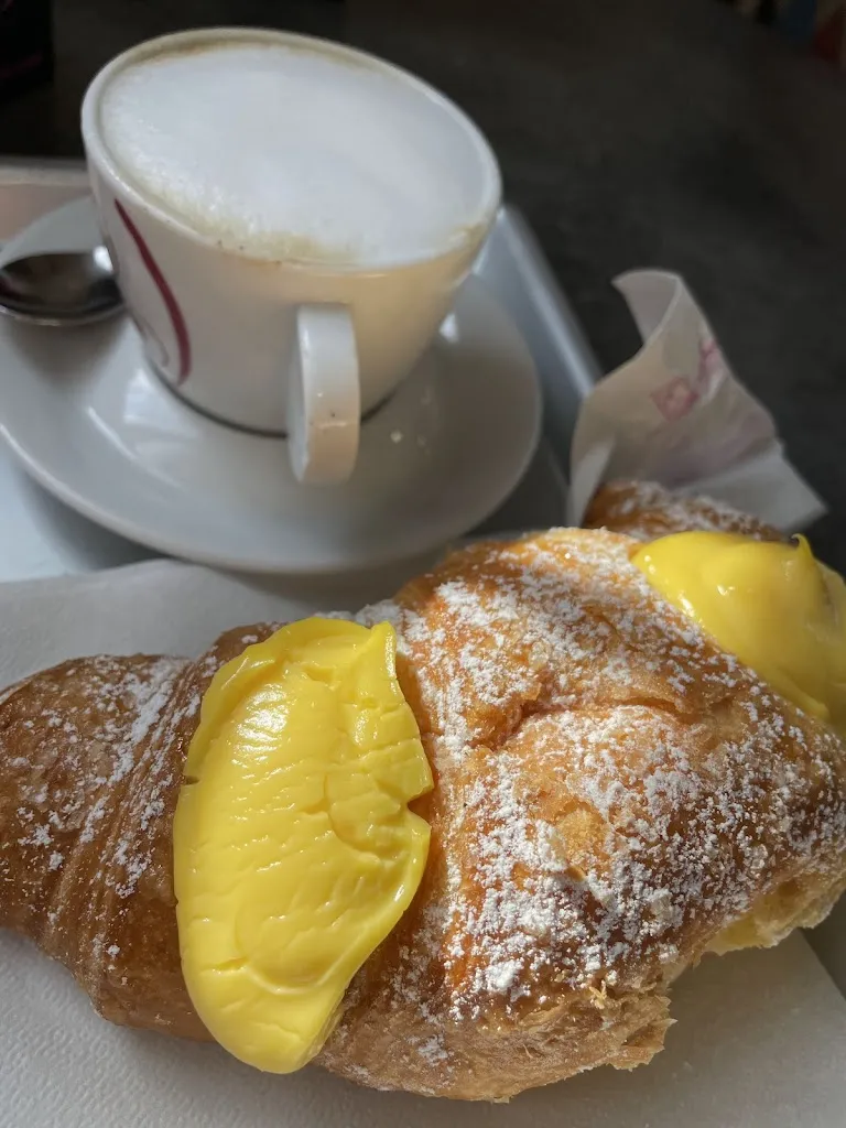 Elisa C._Bar Punto Felice_Castano Primo_review