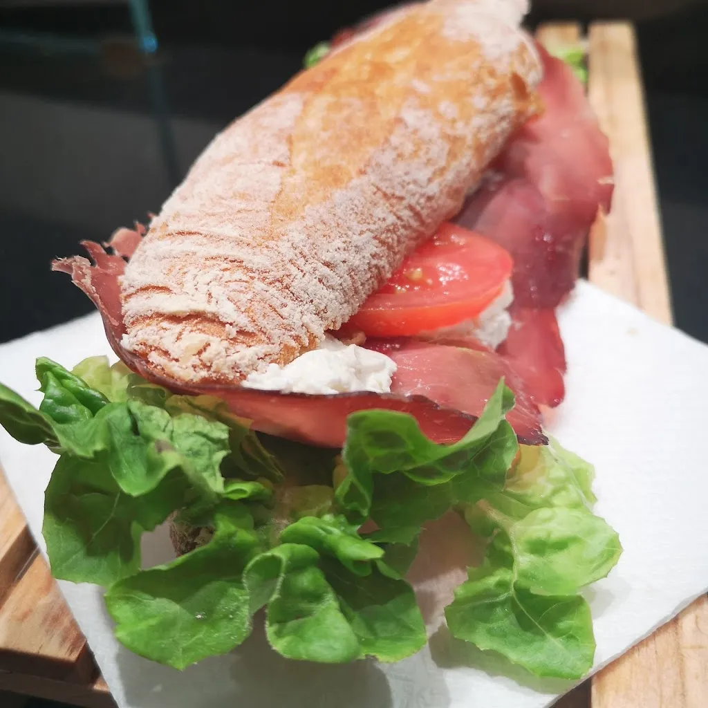 Bar Punto Felice_Castano Primo_slider_image_2