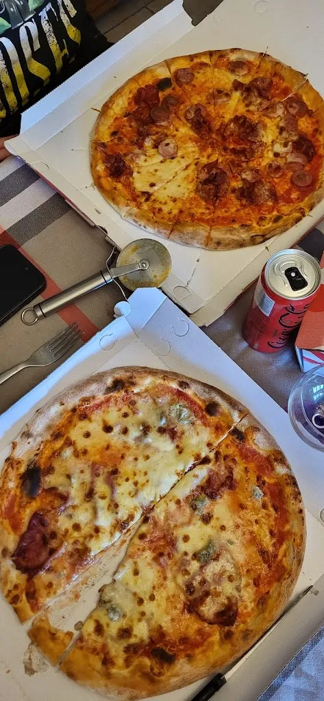 Pizzeria da Tony_Castano Primo_slider_image_3