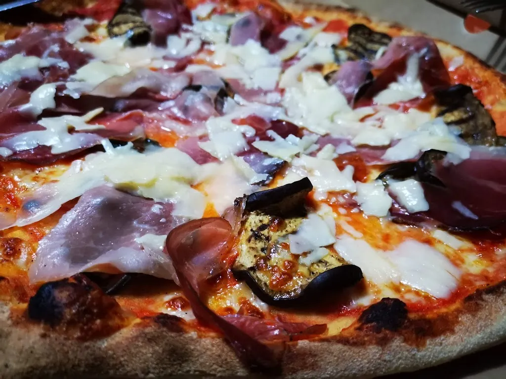 Menu_Pizzeria Fuori Strada_Castano Primo_image_2