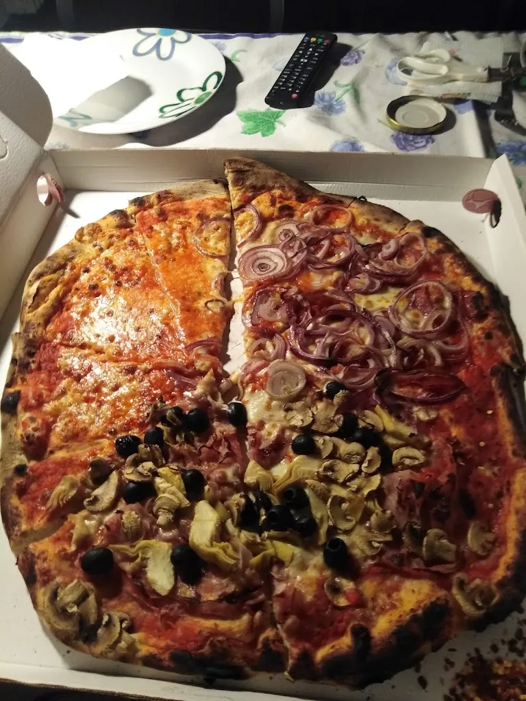 Menu_Pizzeria Fuori Strada_Castano Primo_image_3