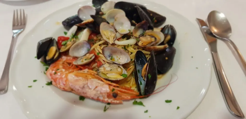 Menu_Pizzeria Ristorante Mediterraneo_Castano Primo_image_6