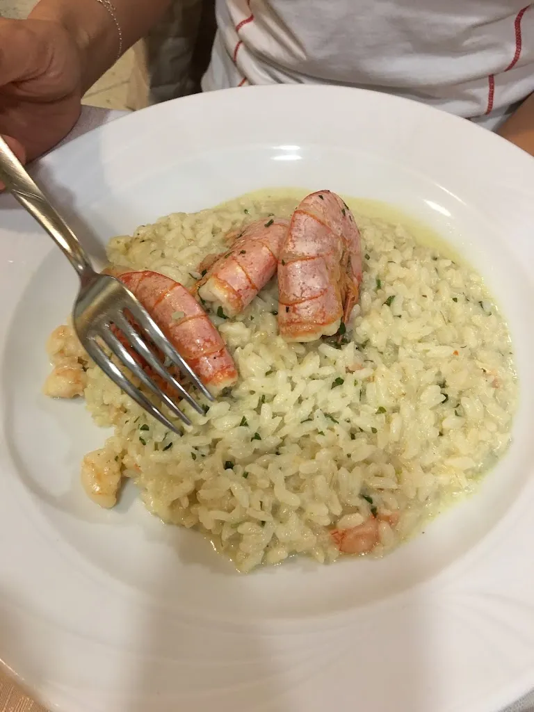 Pat J _Pizzeria Ristorante Mediterraneo_Castano Primo_review