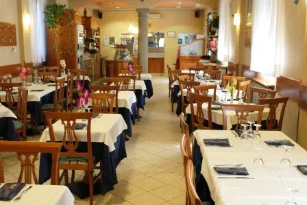 Pizzeria Ristorante Mediterraneo restaurant in Castano Primo