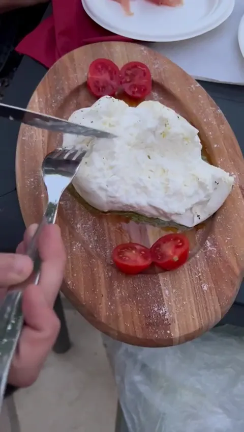 NeWynd Bar & traditional food experience_Alberobello_slider_image_2