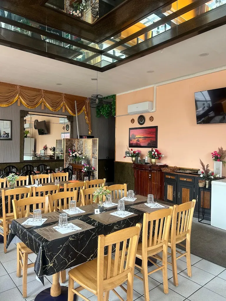 Desi Cucina_Castano Primo_slider_image_1