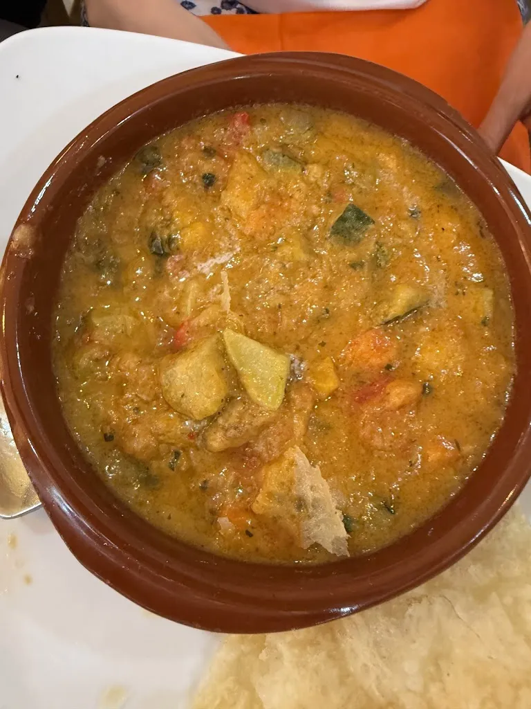 Desi Cucina_Castano Primo_slider_image_3