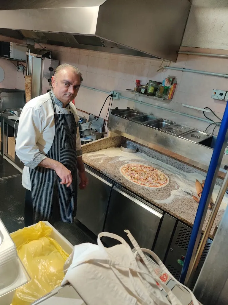 IBRAHIM KHALIL_PIZZA ITALIANA E KEBAB MP_Castel Goffredo_review