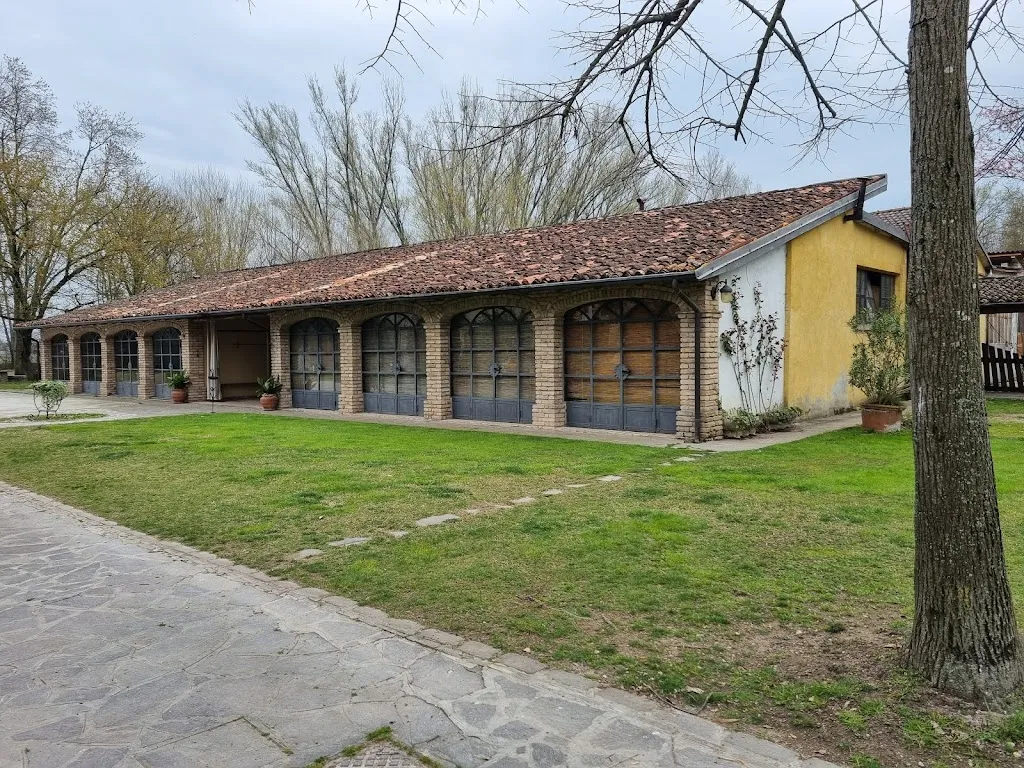 Giuliano M._Cascina Sguazzarina_Castel Goffredo_review