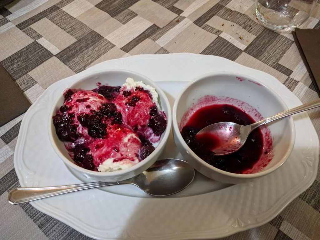 Simone Azzini_Pizzeria Aquila Nera_Casteldidone_review