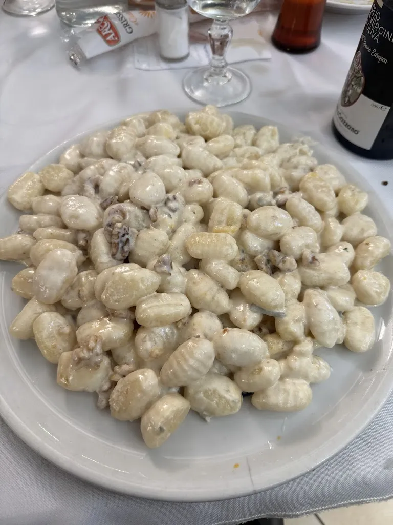 Aida Meqdad_La Costa Azzurra_Castel Mella_review