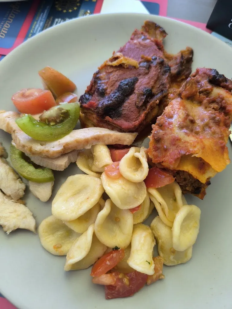 Kristína Jajcayová_Mivida Cafe_Alberobello_review