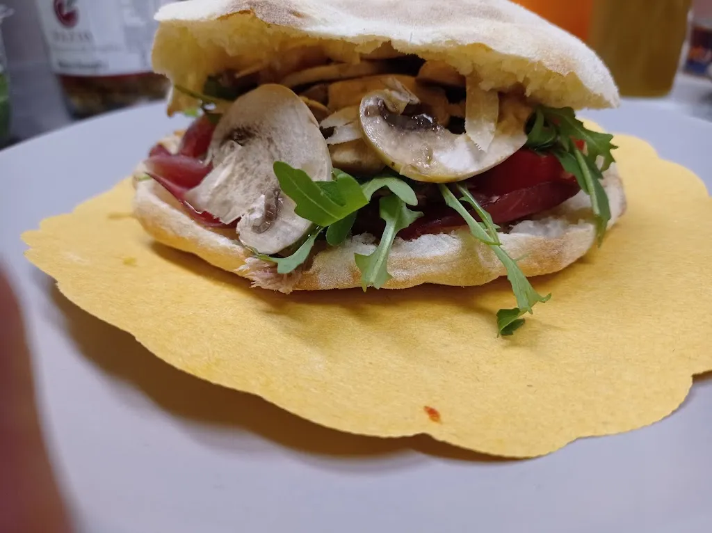 Mivida Cafe_Alberobello_slider_image_3