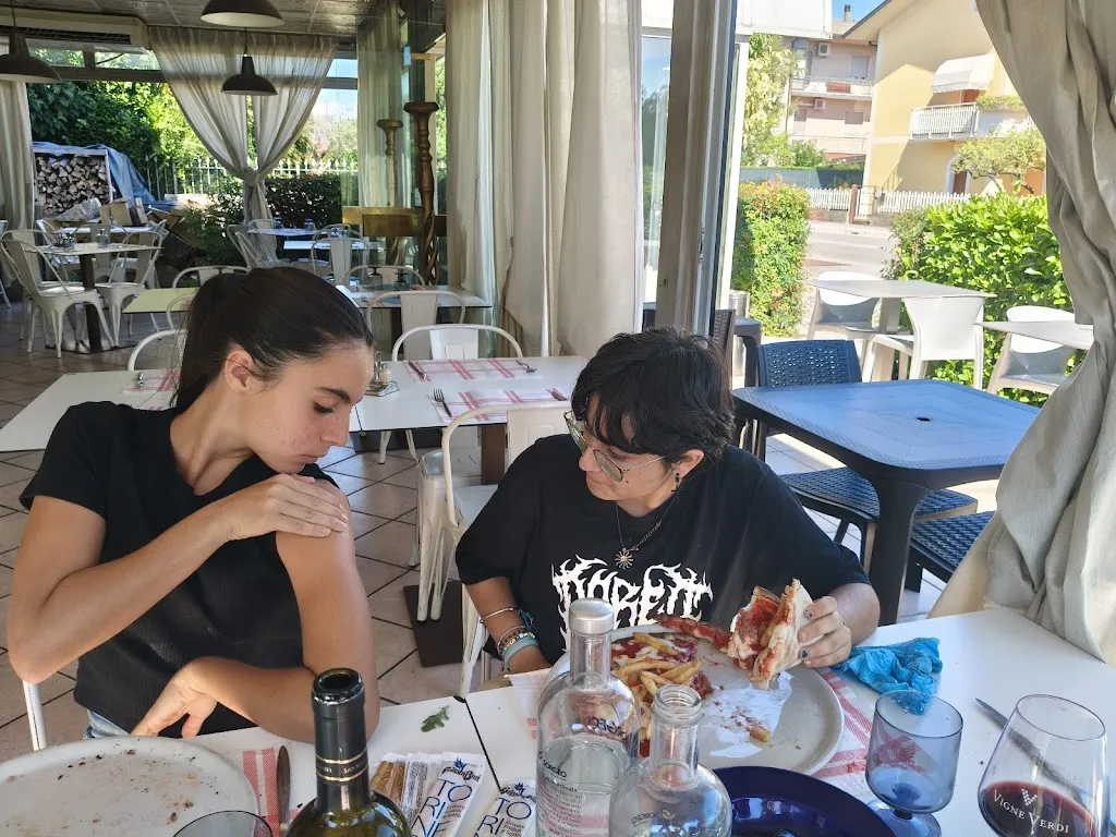 Domenico Andriuzzi_Ristorante Pizzeria PERLA_Castel Mella_review