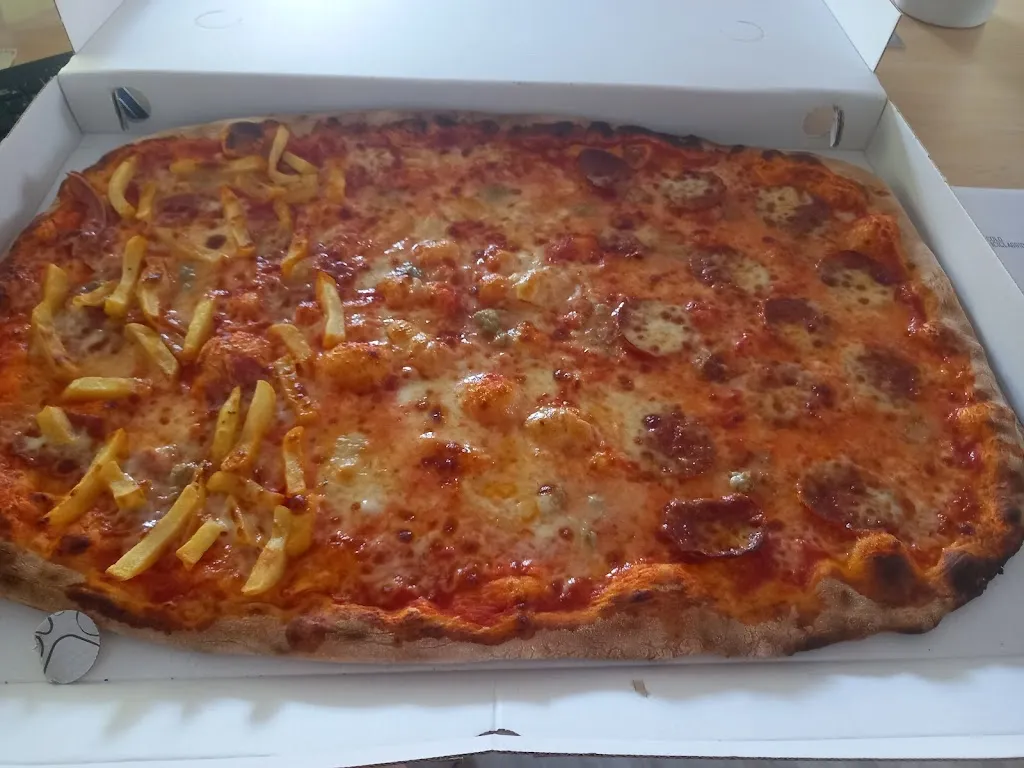 Pizzeria CLEOPATRA_Castel Mella_slider_image_2