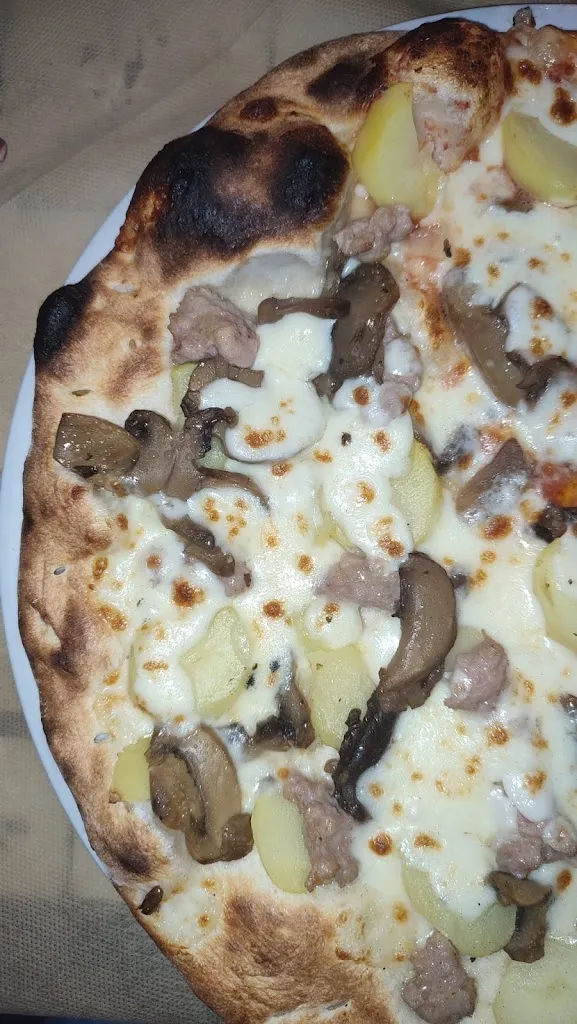 Carlo Matt_Pizzart Di Ciuffo Mario_Castel Mella_review