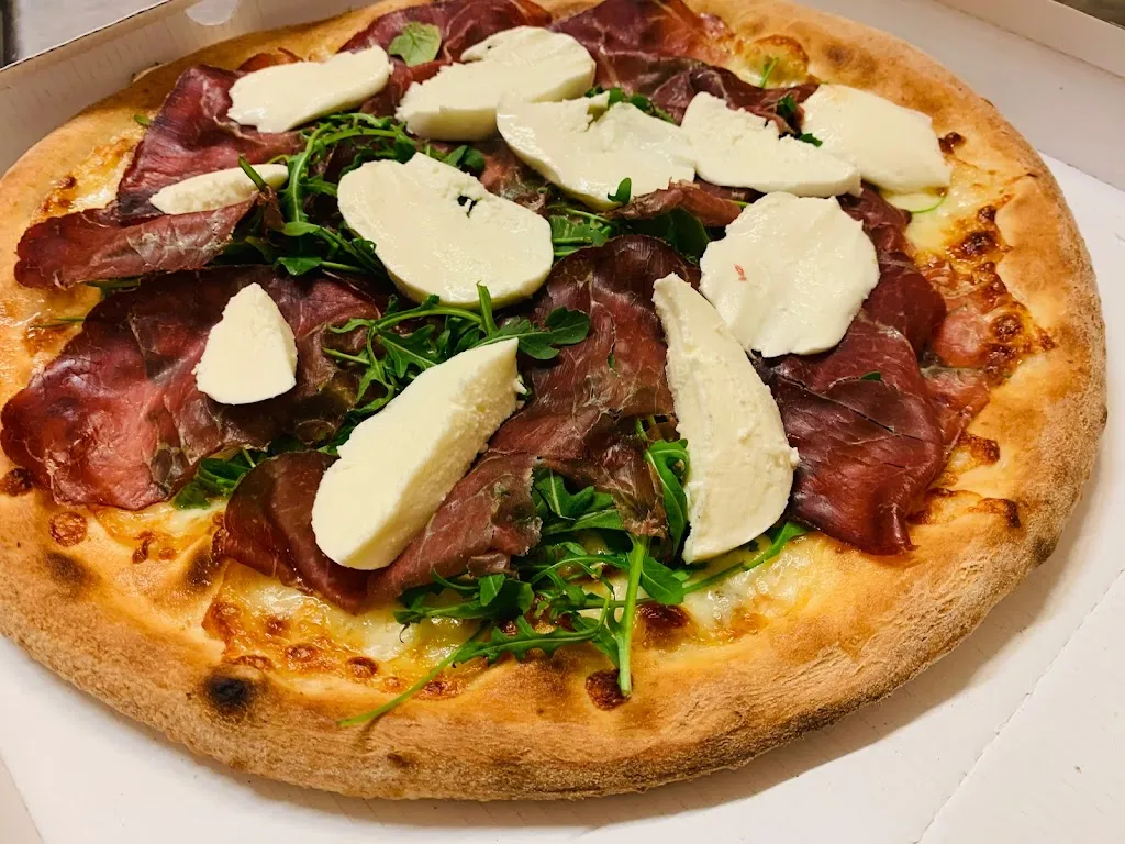 Star Pizza Kebab_Castel Mella_slider_image_3