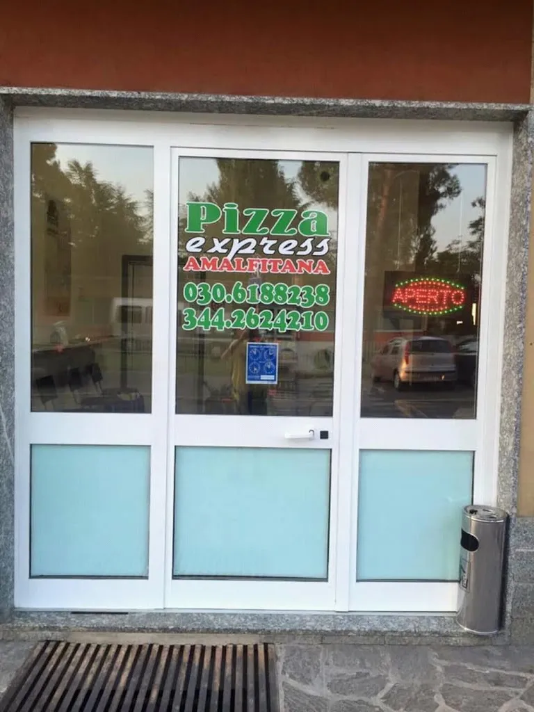 Pizza Express Amalfitana restaurant in Castelcovati