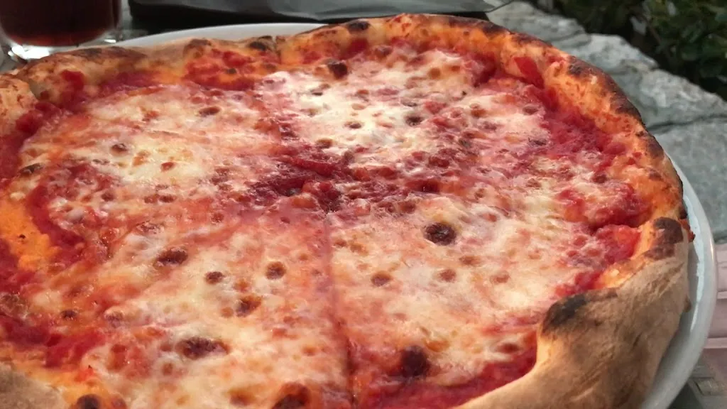 Ristorante Pizzeria Pozzo Contino_Alberobello_slider_image_2