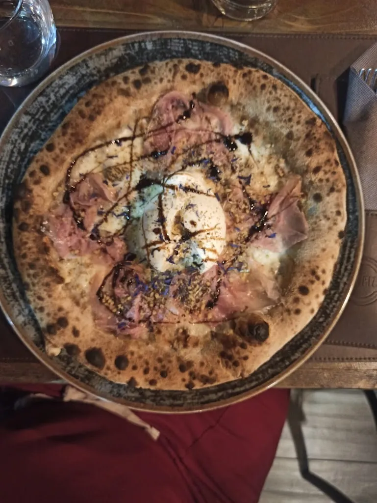 marco biava_Giuly Pizza_Castelli Calepio_recensione