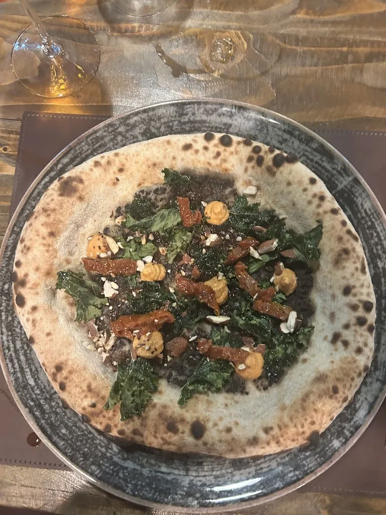 laura marenzi_Giuly Pizza_Castelli Calepio_recensione