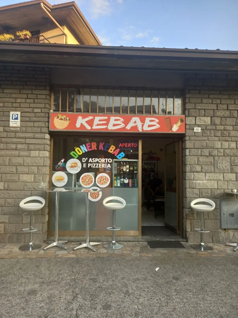 Highway fast food and donner kabab restaurant in Castelli Calepio