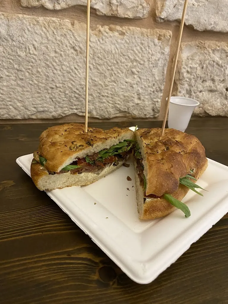 Kareena Hansen_La Filibusteria - ITALIAN STREET FOOD_Alberobello_review