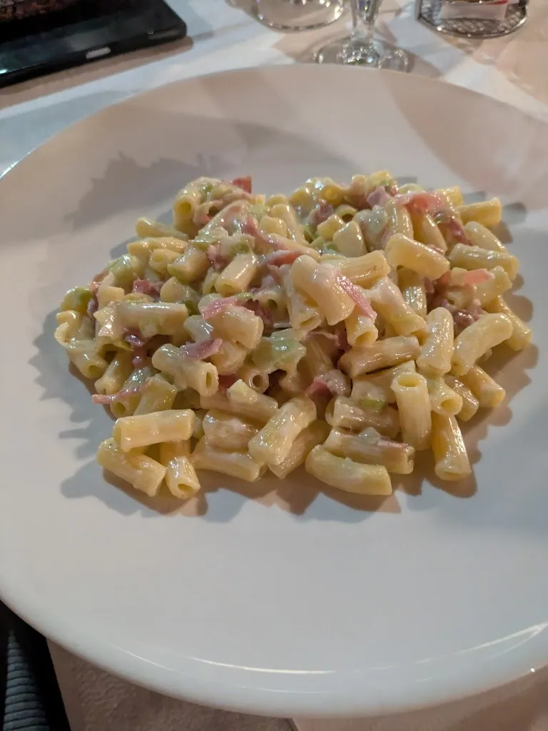 Roberto Capucci_Pizzeria Ristorante Al Vertice_Castellucchio_review