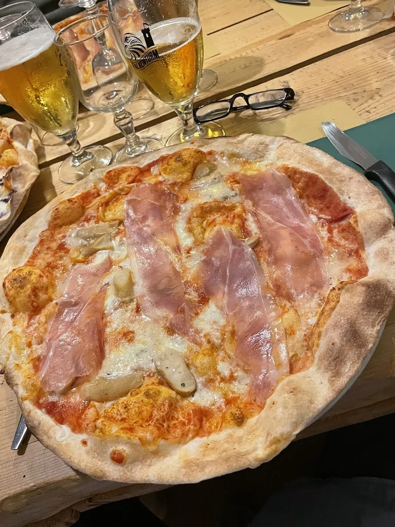 Pizzeria Ristorante Al Vertice_Castellucchio_slider_image_3