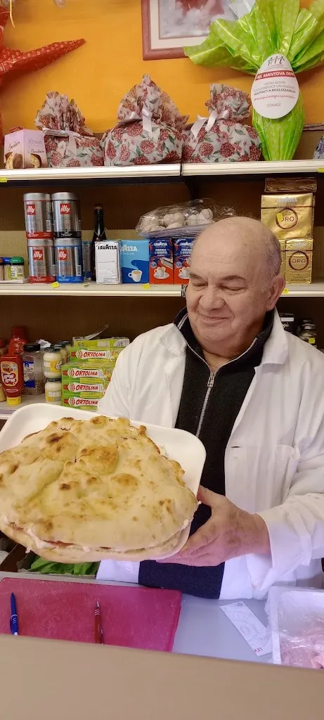 Michele Corradi_Gastronomia F.G. _Castellucchio_review