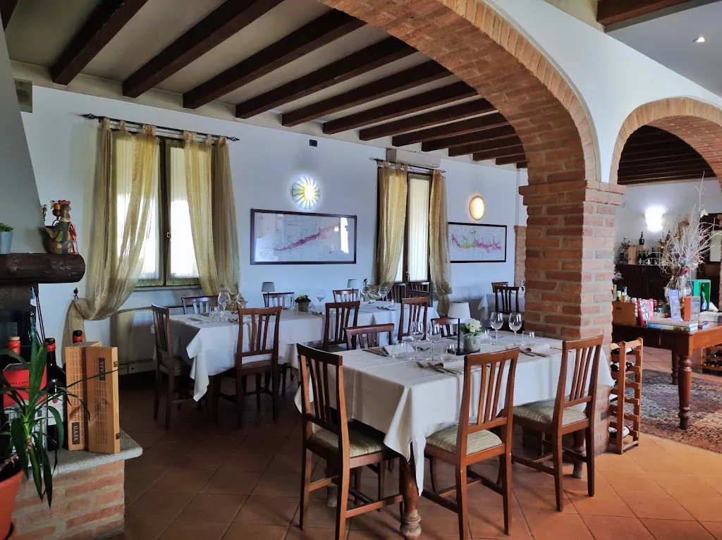 Tre Rose_Castelleone_slider_image_3