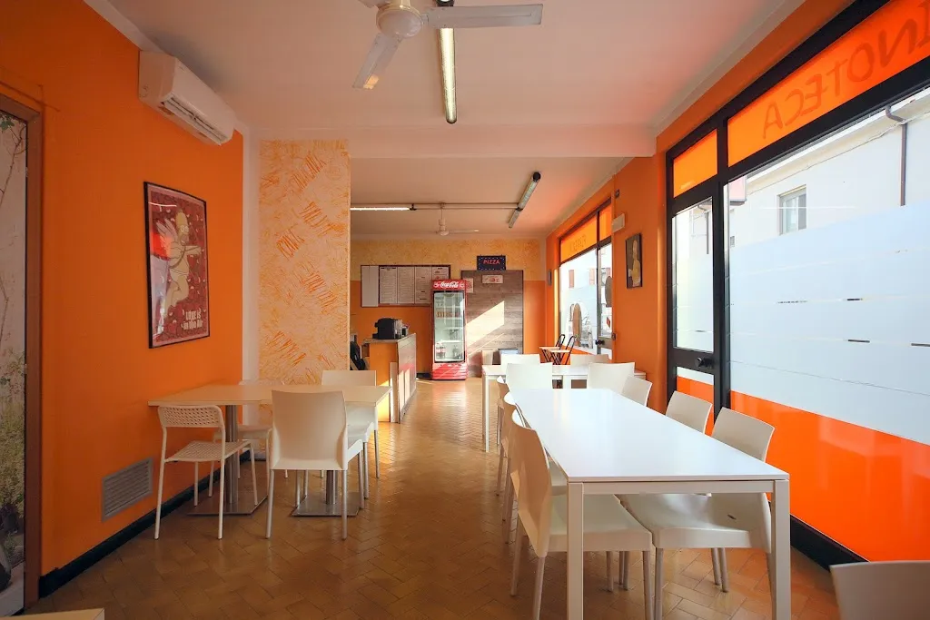 Pizzeria Paninoteca Da Homer restaurant in Castelleone