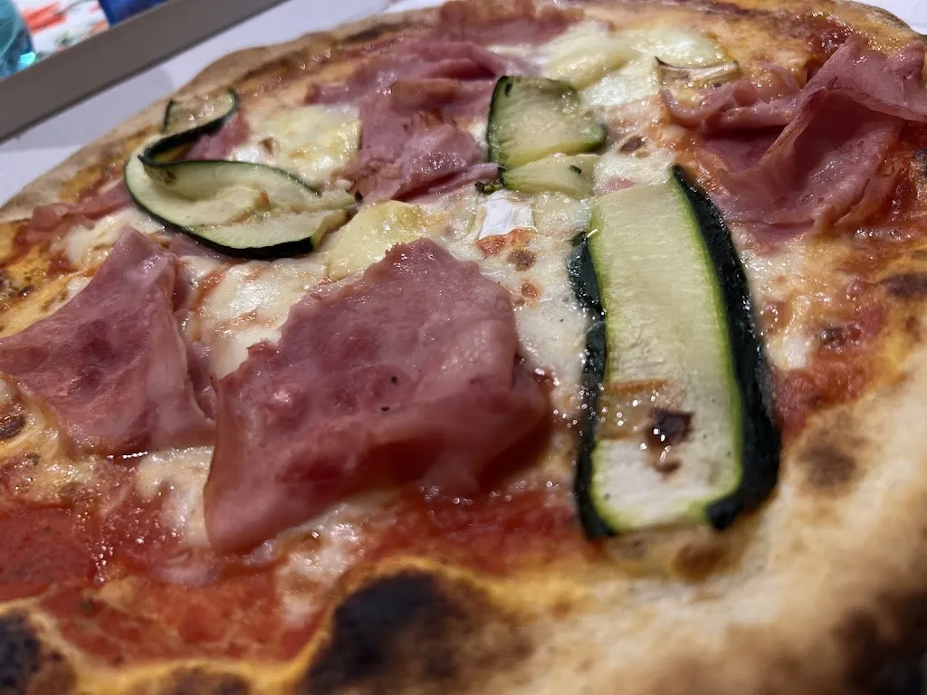 Pizzeria Drago Tarantasio_Castelleone_slider_image_2