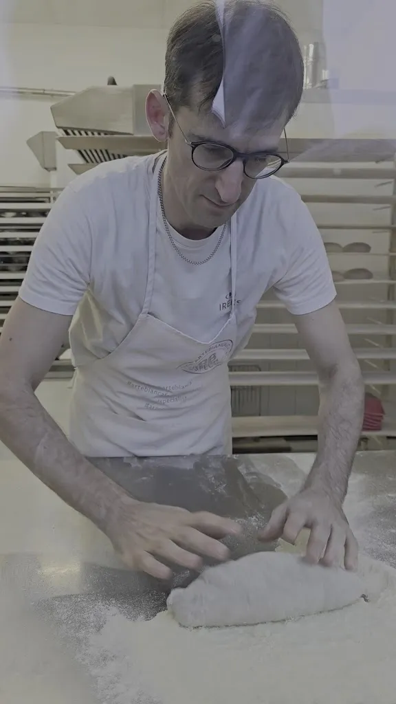 Rabaioli pane dolci e caffè_Castelleone_slider_image_2