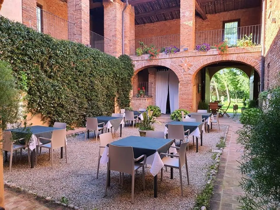 Mulin Visconti Agriturismo_Castelleone_slider_image_1