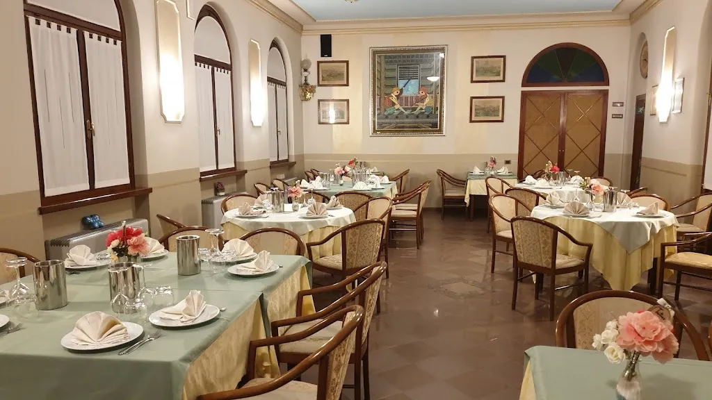 Trattoria dei Fiori restaurant in Castelleone