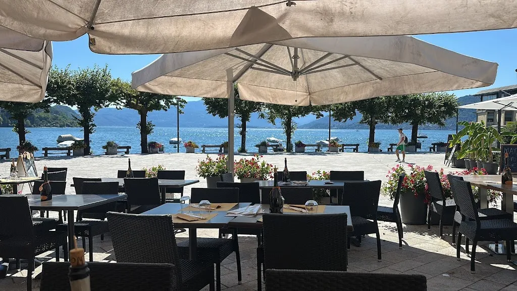 Pizza pasta e basta  restaurant in Castelveccana