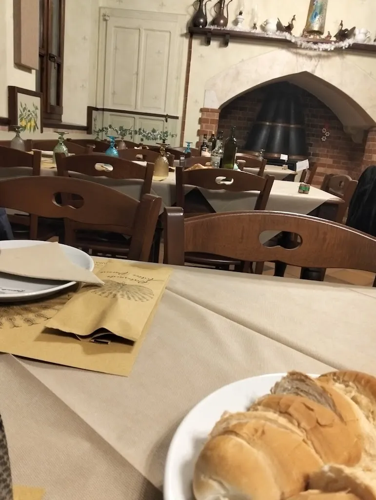 Matteo Saia_Antico Pavone_Castelvisconti_review