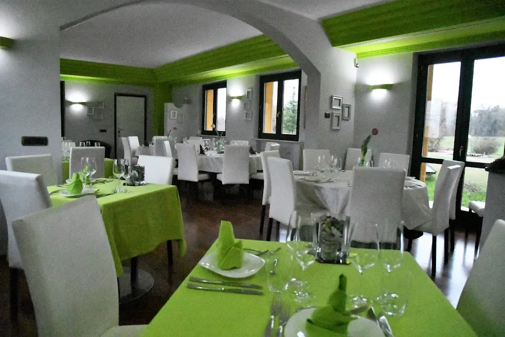GreenFantasy Agriturismo Ristorante Azienda Agricola Punto Vendita Aziendale restaurant in Castiglione Olona