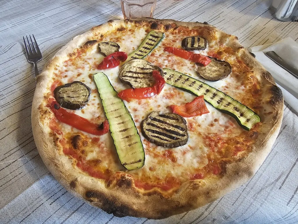 Emilio Lazzaroni_Ristorante Pizzeria La Dispensa di Giorgio_Castenedolo_review