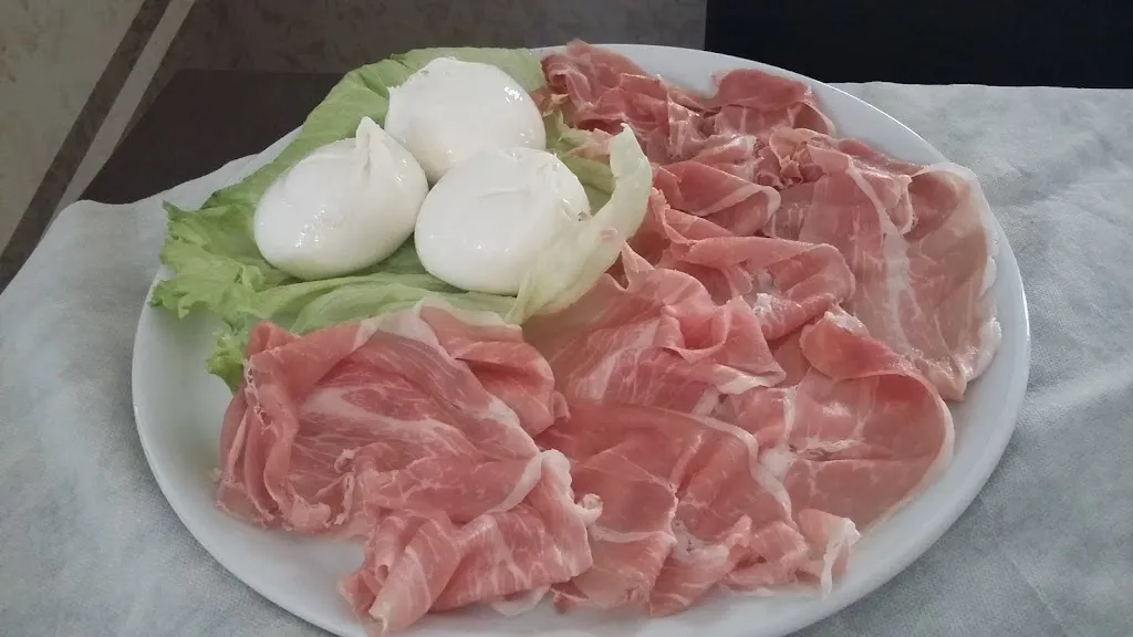 Menu_Plaza café restaurant_Alezio_image_8